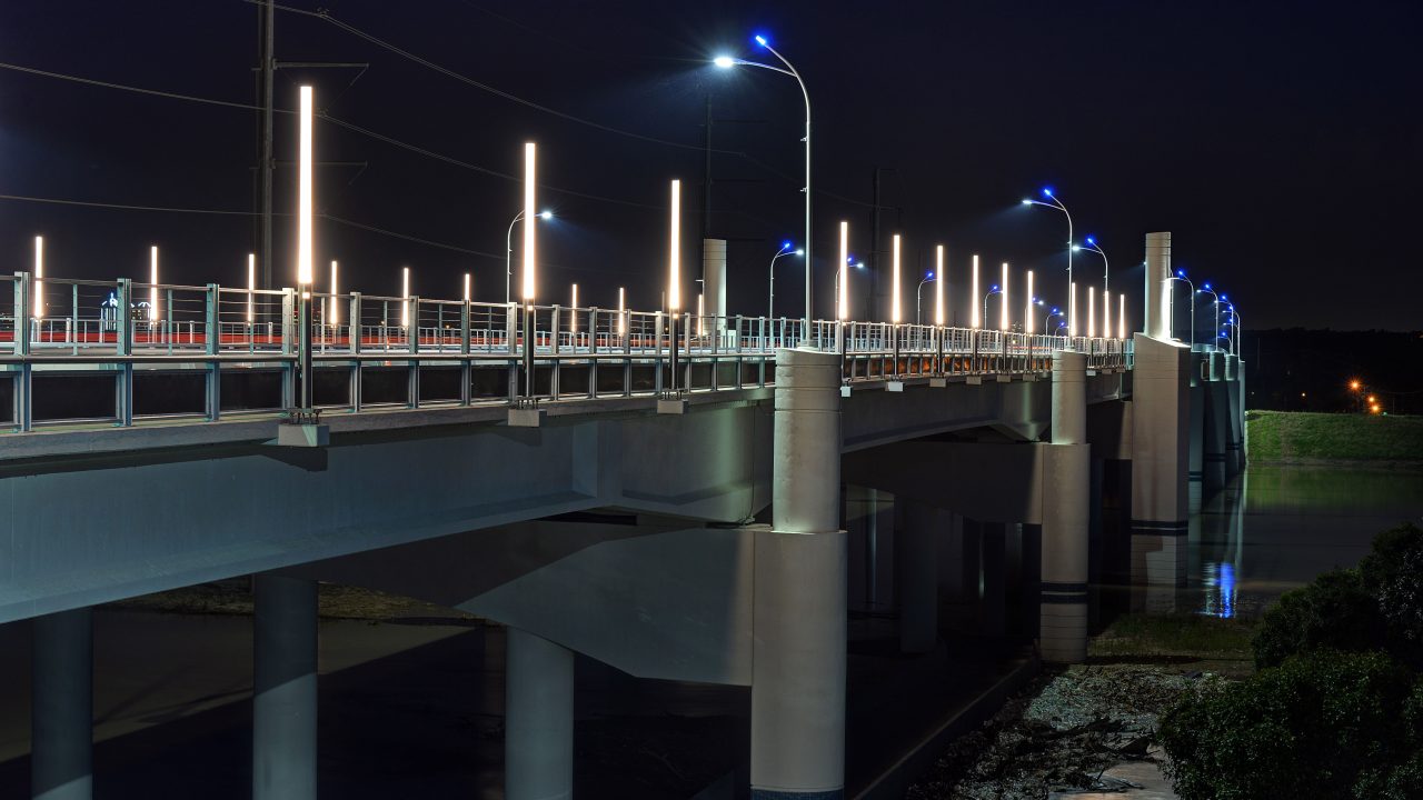 Sylvan Avenue Bridge Project, Texas - US