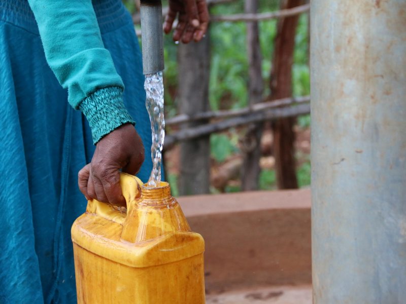programa social infraestructuras sociales agua y mujer