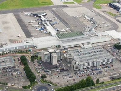 foto aerea del aeropuerto de glasgow detalle pista