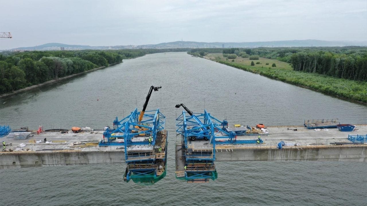 tecpresa postesado en viaductos con avance por voladizos sucesivos danubio