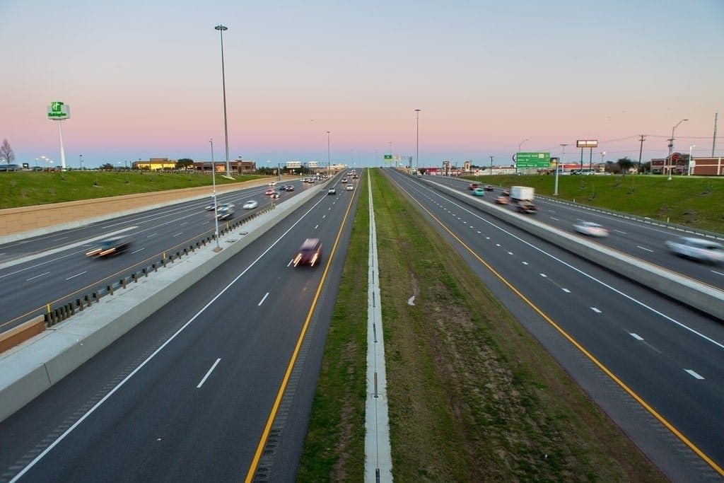 impresionante autopista north tarrant express en Texas por Ferrovial