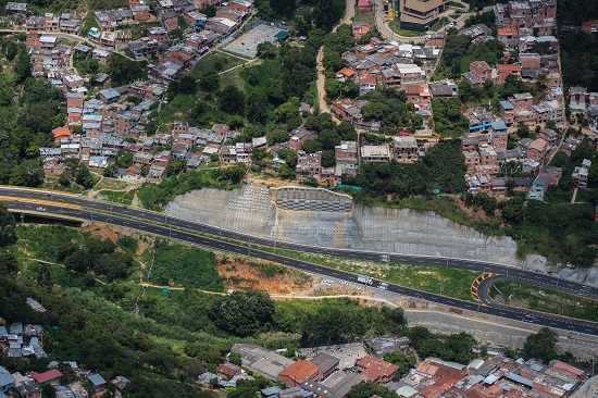 La autovía Carrera 80 en Colombia