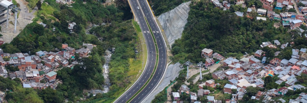 carrera 80 autopista en colombia