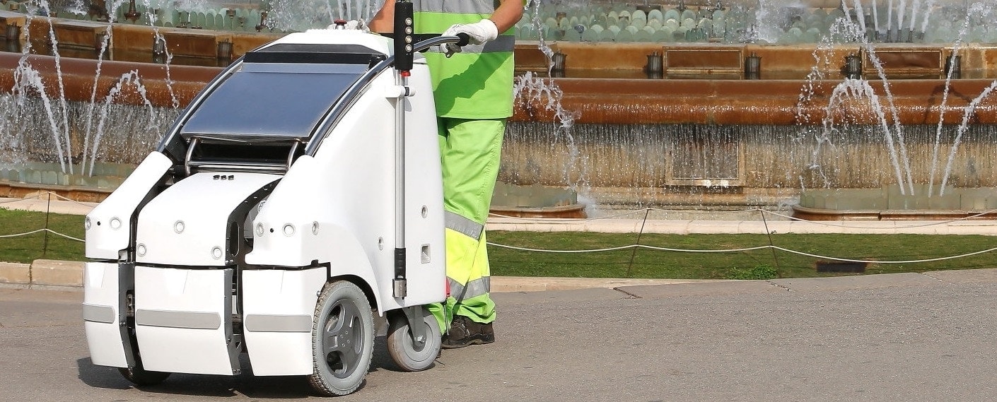 robot innovation street cleaner in barcelona