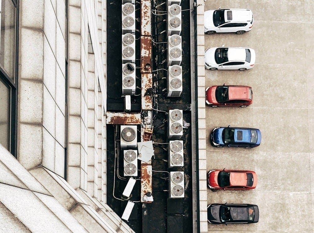 vehiculos aparcados