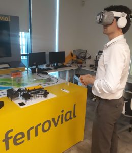 man using VR glasses in Ferrovial