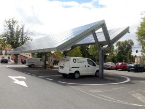 techos de aparcamientos como placas solares