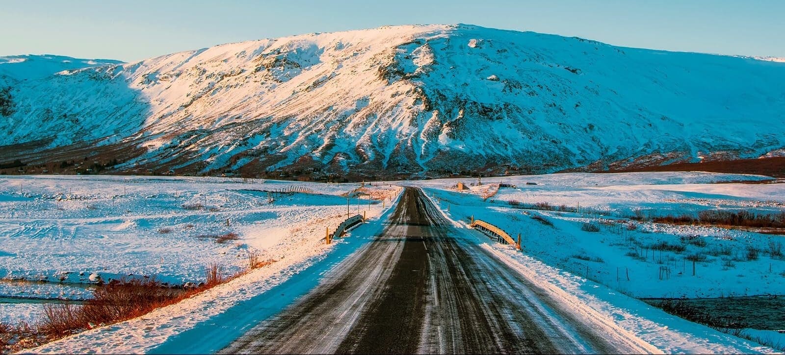 elfos y carreteras, Islandia