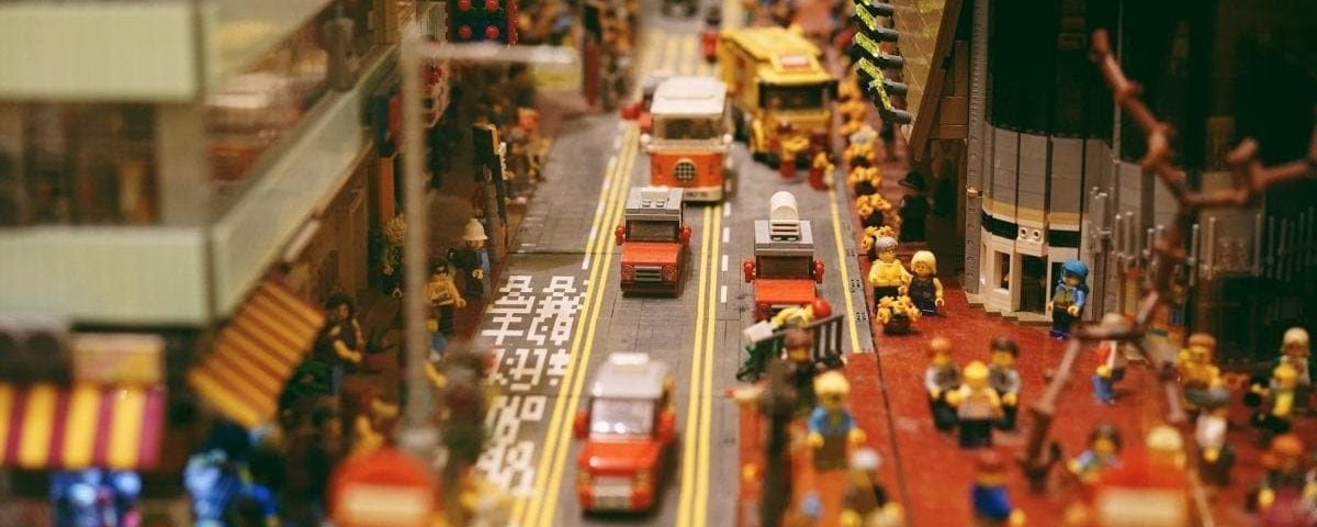 foto de una ciudad construida con Lego