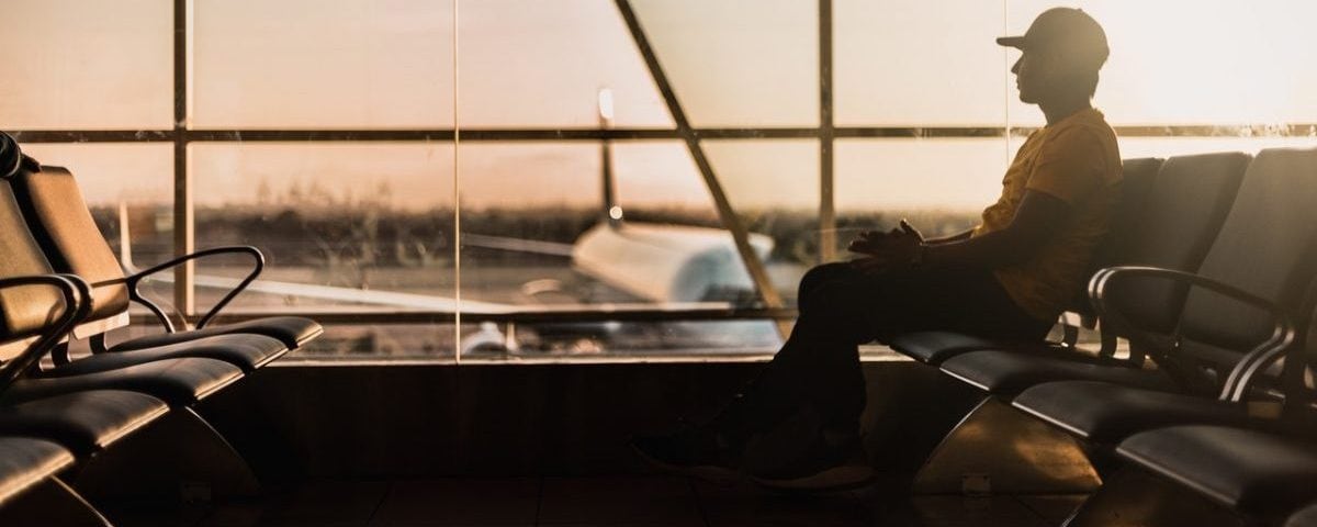 image of the interior of an airport terminal