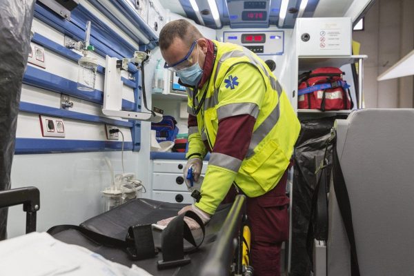 Ambulancia para atender pacientes de covid 19