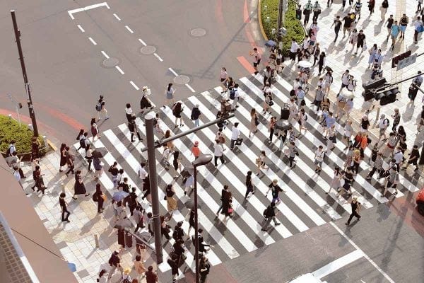 Peatones en Tokio, Japón