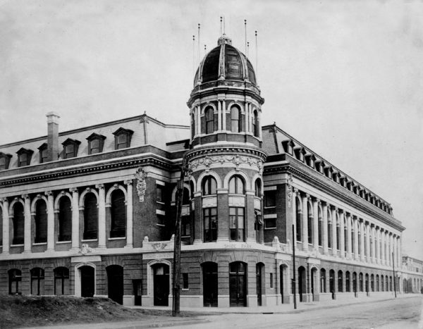 Grand entrance to Shibe Park, c. 1913