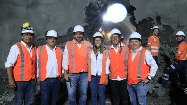 The La Paz tunnel's team