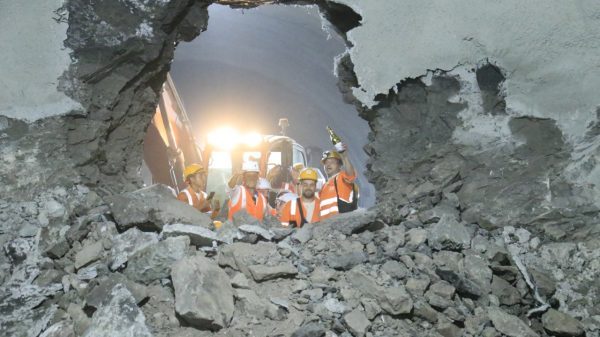 The La Paz tunnel