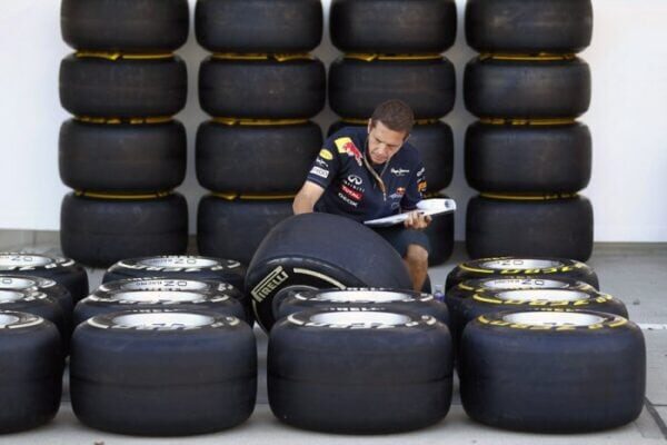 F1 tires