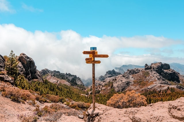 a pole with distance markers