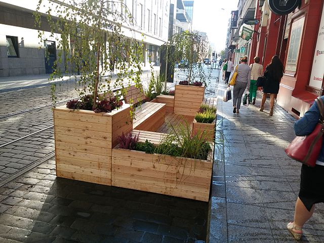 Vegetable parklets