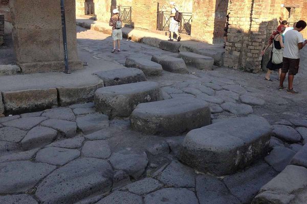 Pedestrian crossing in Pompeii