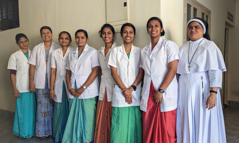 Mujeres indias del Hospital Mundakayam