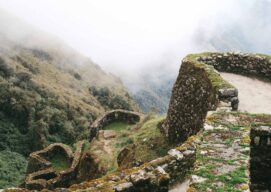 Antiguo camino inca en Cusco, Perú.