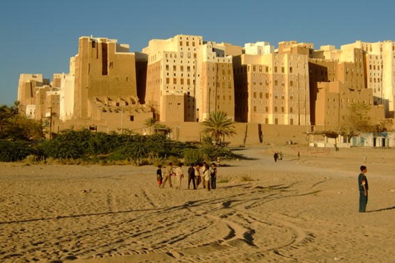 Shibam desde las afueras