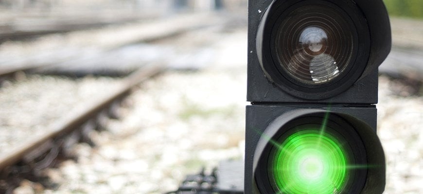 Ruta ferroviaria leeds y manchester transpennine semáforo verde
