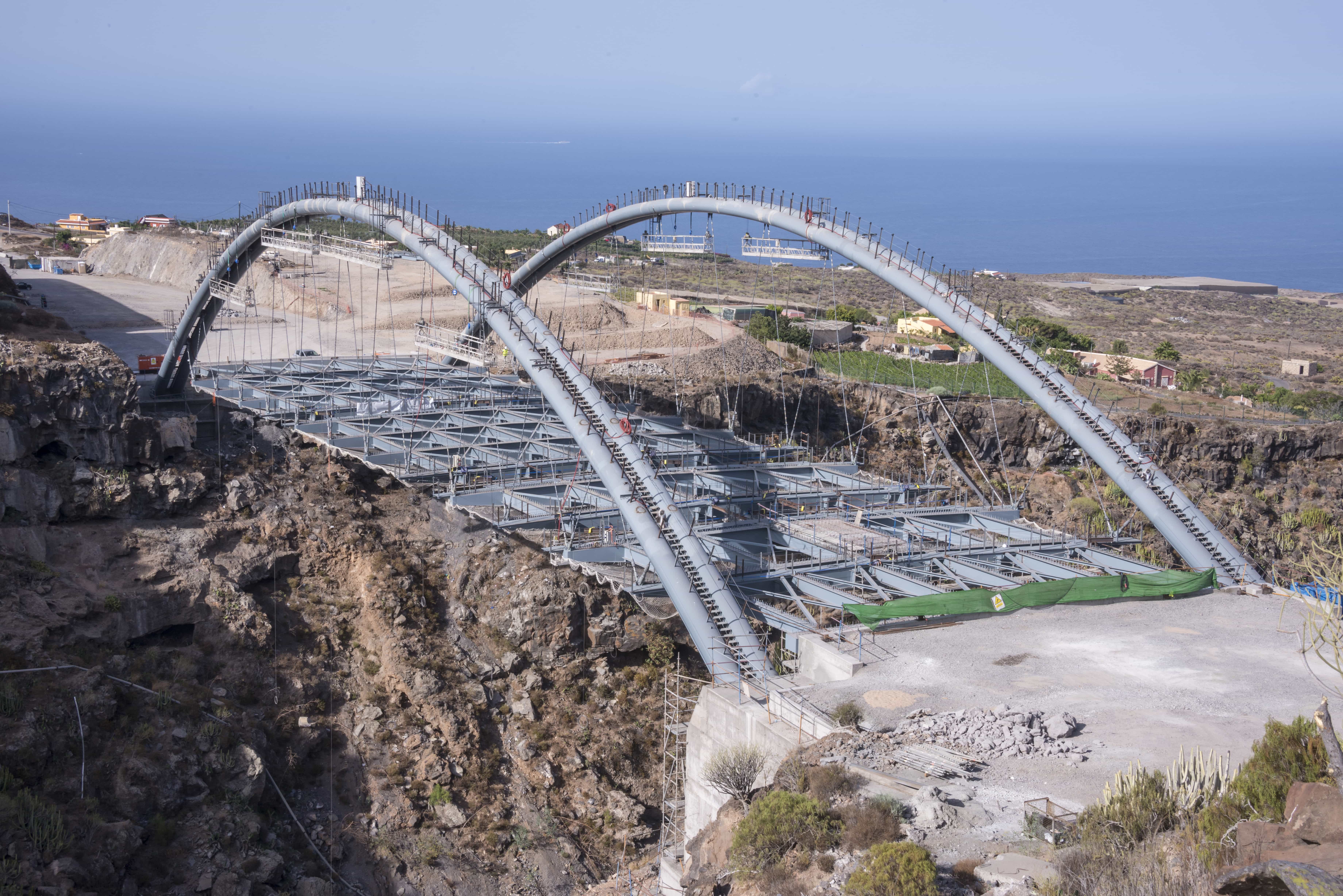 Erques Viaduct. Deck