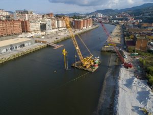 Puente San Ignacio Zorrotzaurre-rio