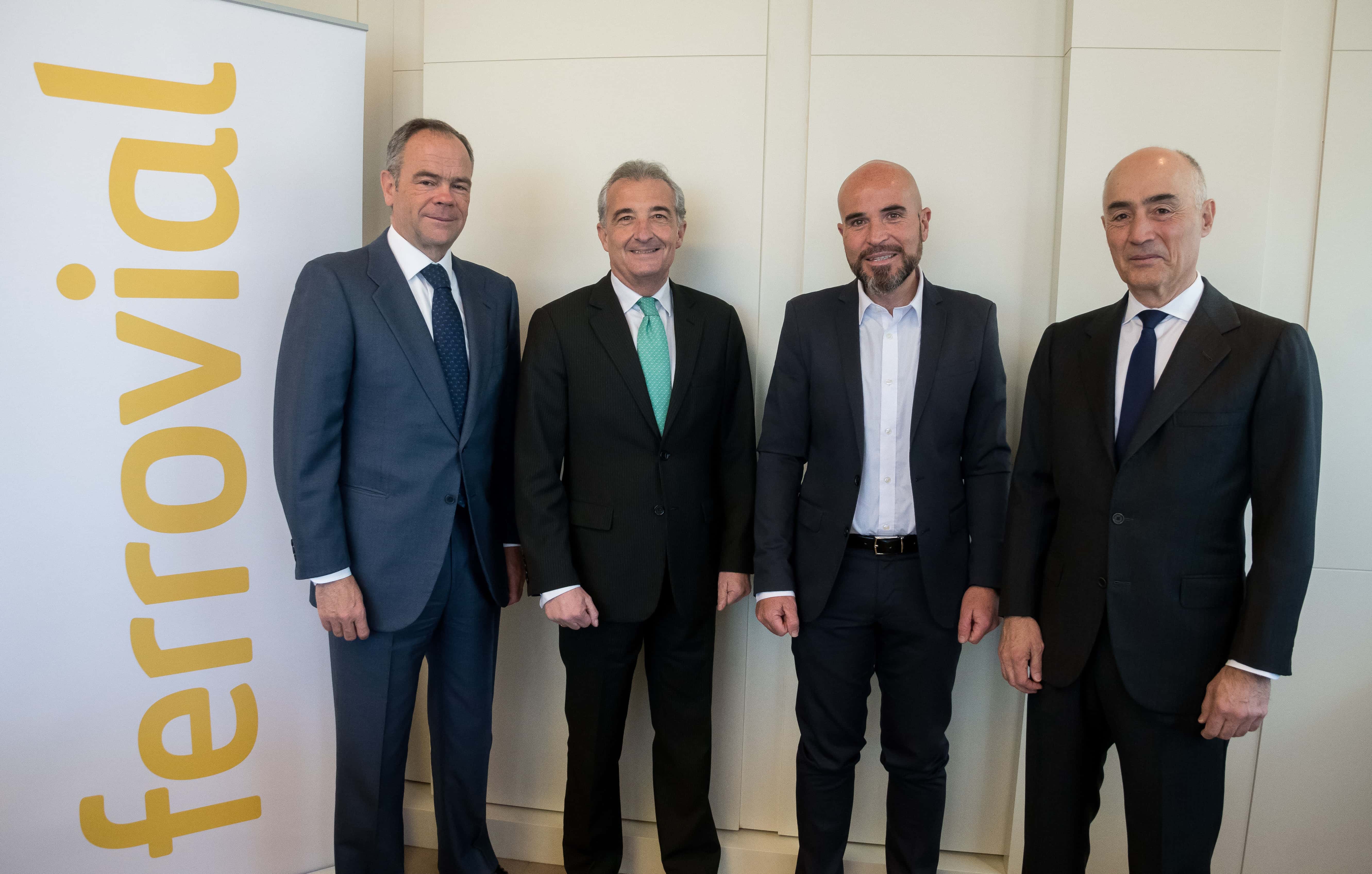 From left to right: Íñigo Meirás, CEO of Ferrovial; José Ignacio Caballero, Chairman of the Delagate Commission of Altius Foundation; Pablo Aledo Martínez, Managing Director of Altius Foundation; and Rafael del Pino, Chairman of Ferrovial.