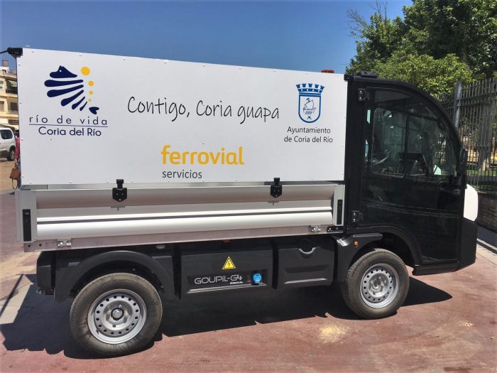 new waste collection trucks from Coria del Rio