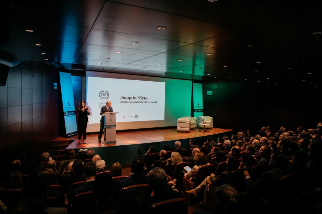 Imagen de la ponencia del Directo de la OIT en el acto #CEOPorLaDiversidad