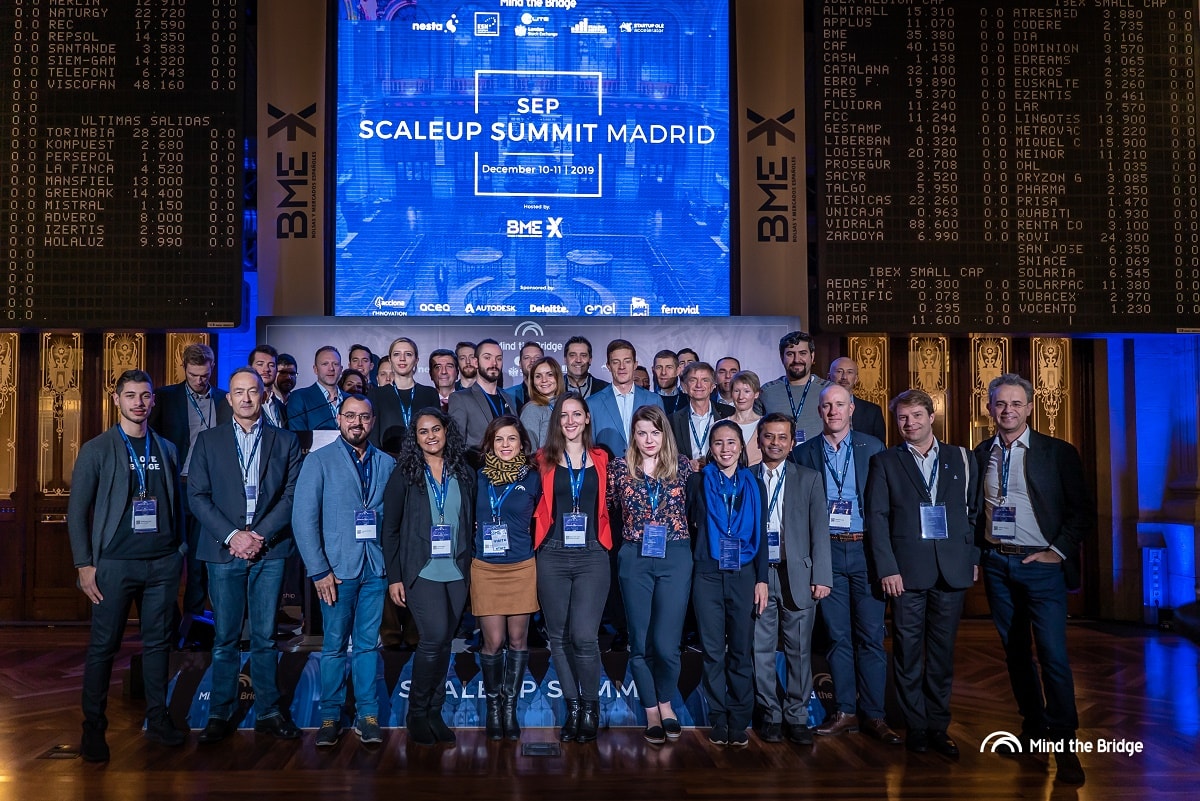 foto equipo representantes innovación scaleup summit2020