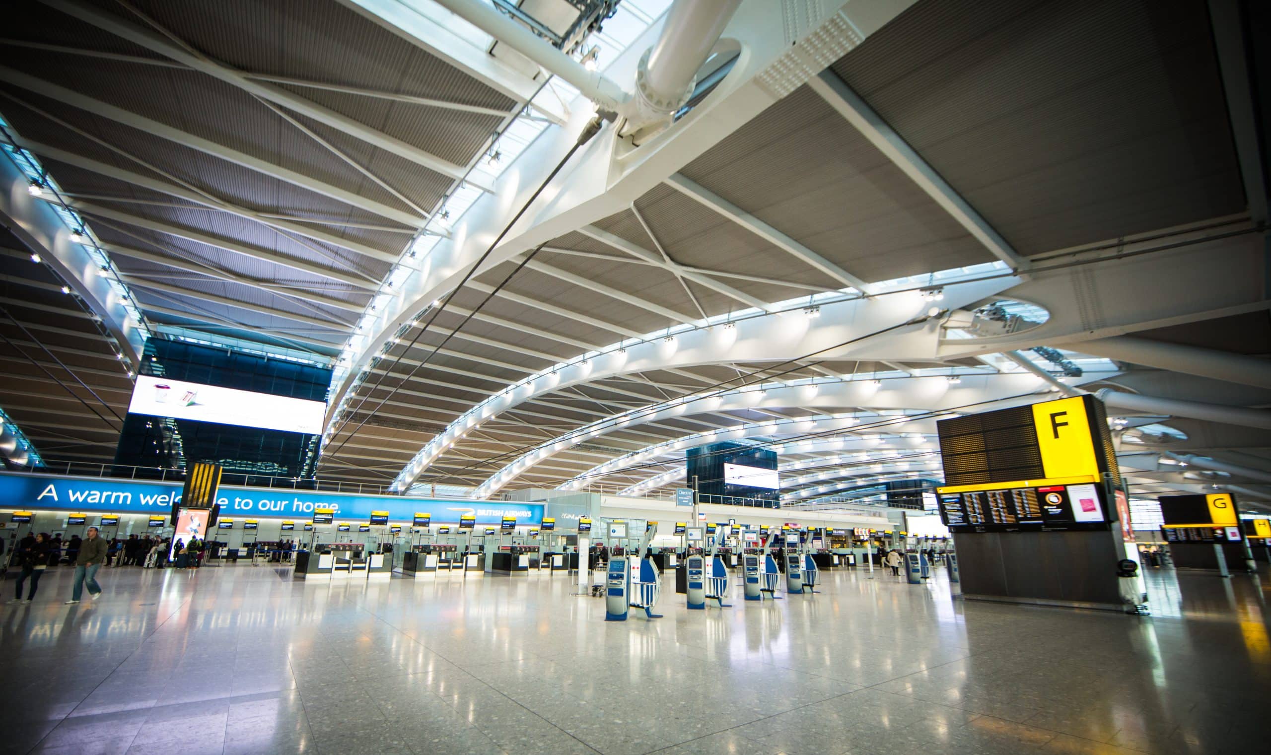 are dogs allowed in heathrow airport