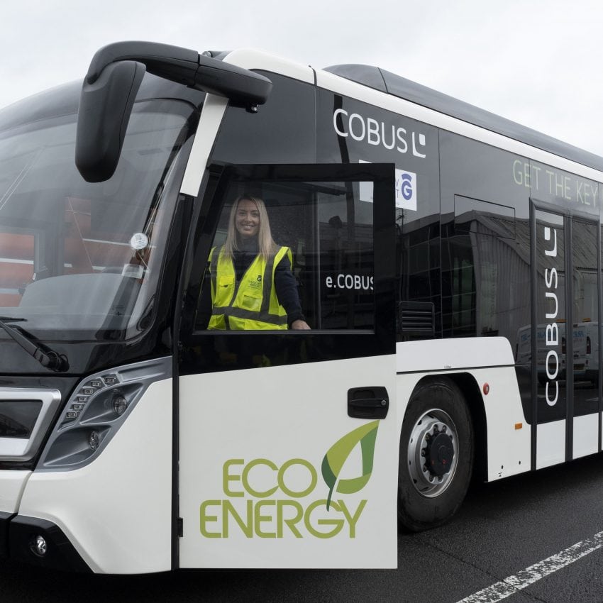 Glasgow Airport trials zero-emission bus