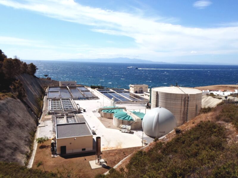 Vistas de la instalación trata de depuración de residuales de Ceuta de Cadagua