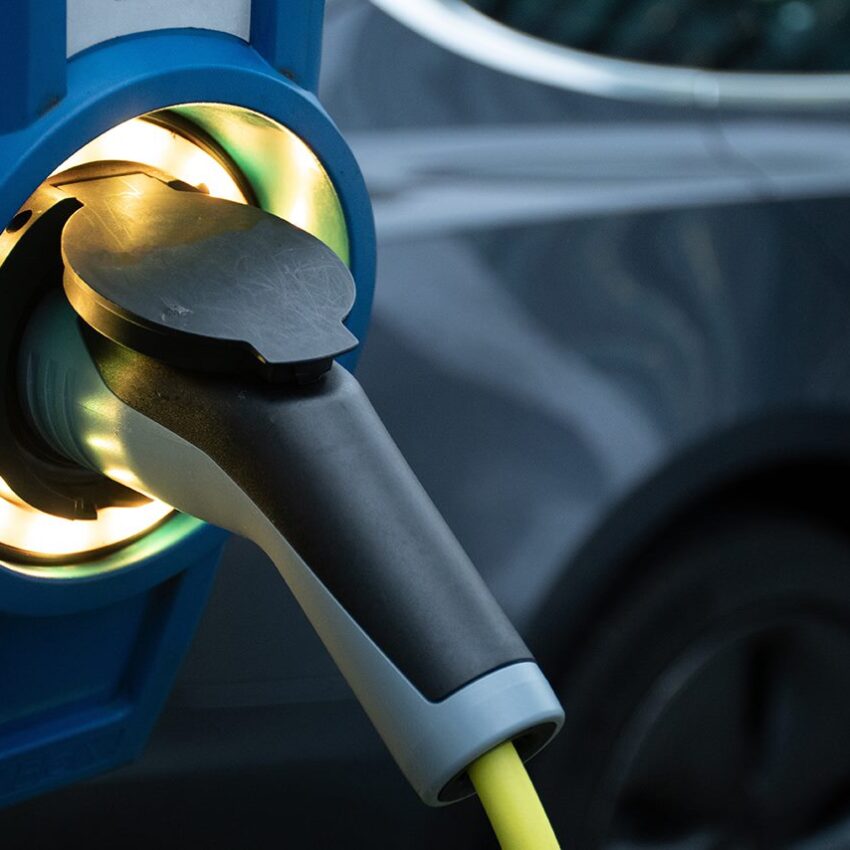 Imagen cargador coche eléctrico